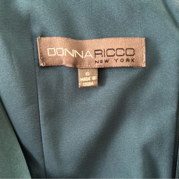 Donna Ricco | Ruched Sheath Dress - Picture 5 of 9